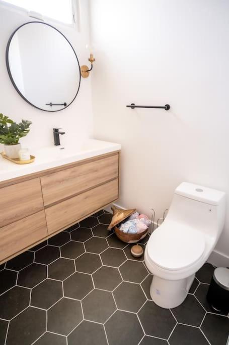 Appartamento Sunny And Stylish 4be 2ba Venice Oasis *